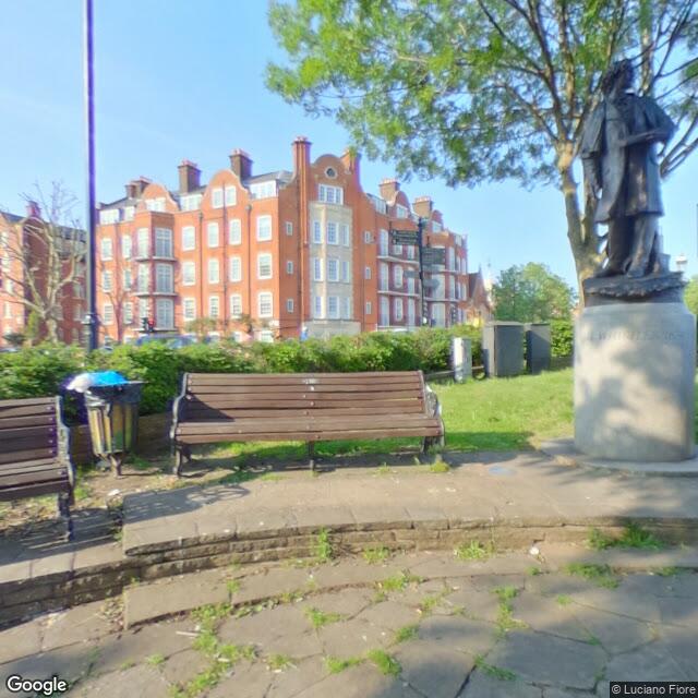 PogoMap.Info - Pokestop - James McNeill Whistler Statue