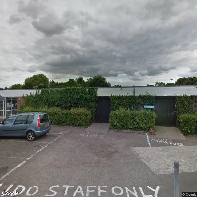 PogoMap.Info - Gym - Ware Priory Lido