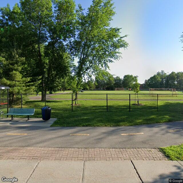 PogoMap.Info - Pokestop - Terrain De Soccer FS4 Du Parc Fernand Seguin