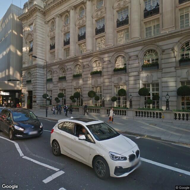 PogoMap.Info - Pokestop - The Lamps Of Chancery Court