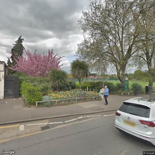 PogoMap.Info - Gym - Upminster Park Signpost