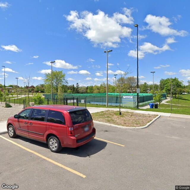 PogoMap.Info - Pokestop - Confederation Park Off Leash Dog Park