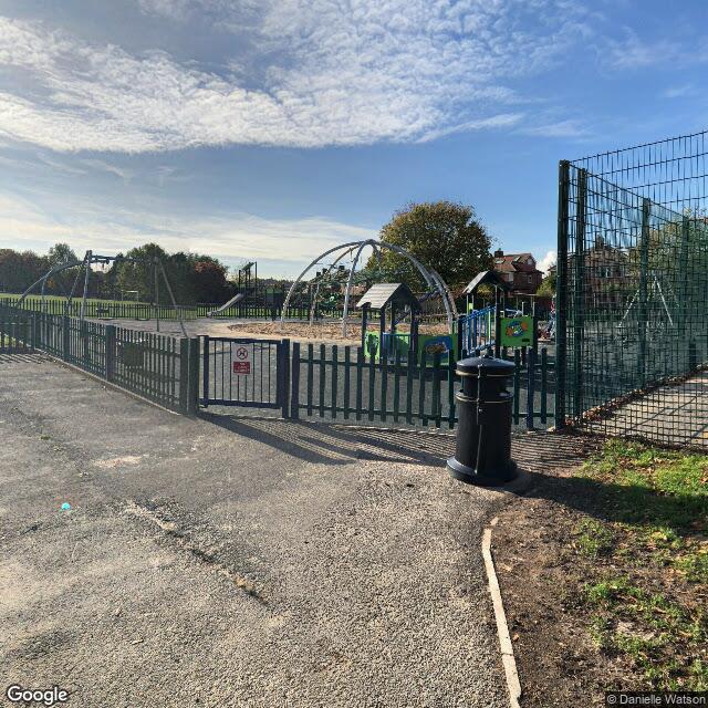 PogoMap.Info - Pokestop - Leyton Crescent Playground