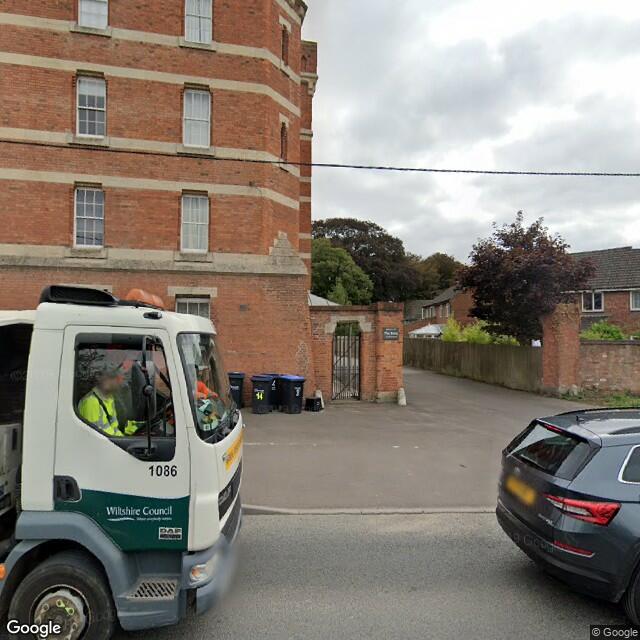 PogoMap.Info - Pokestop - Le Marchant Barracks