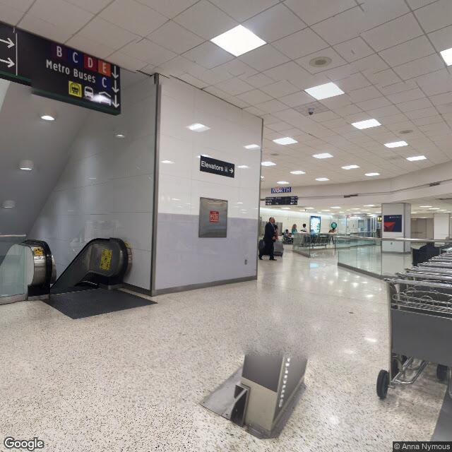 PogoMap.Info - Gym - "Moonwalker" IAH Terminal A