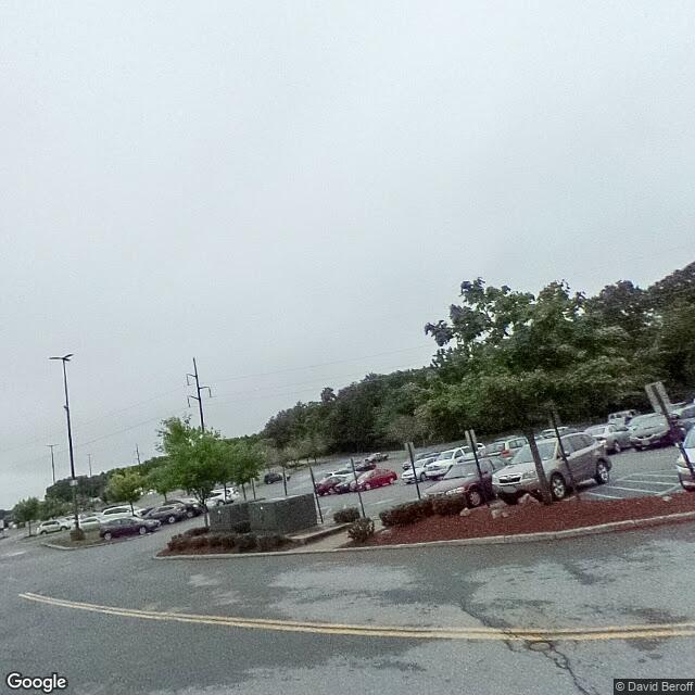 PogoMap.Info - Pokestop - Entrance To The Galleria Mall Food Court