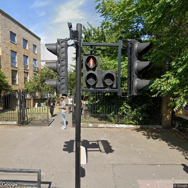 PogoMap.Info - Gym - Brockwell Park   Tulse Hill Entrance