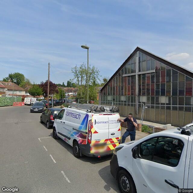 PogoMap.Info - Gym - Mill Hill East Church
