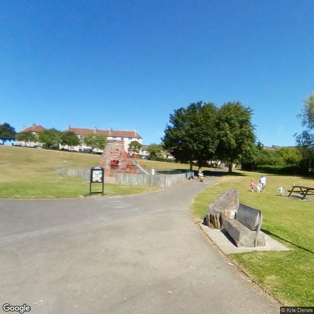 PogoMap.Info - Gym - Lochend Park Docoot