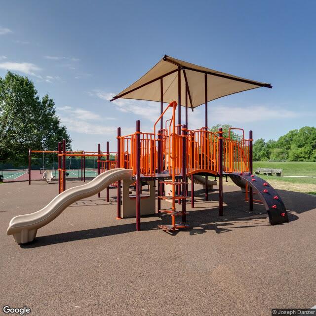 PogoMap.Info - Pokestop - Kuliga Park Front Playground