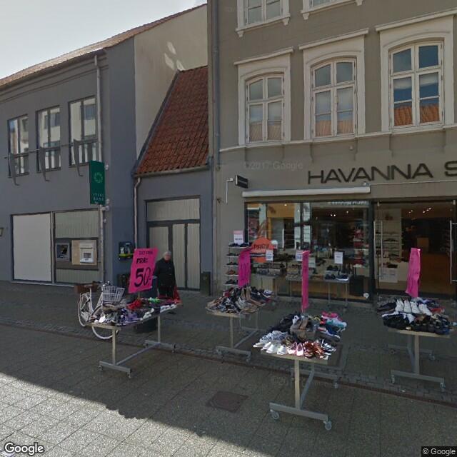 PogoMap.Info - Gym - Kvinde På Torvet