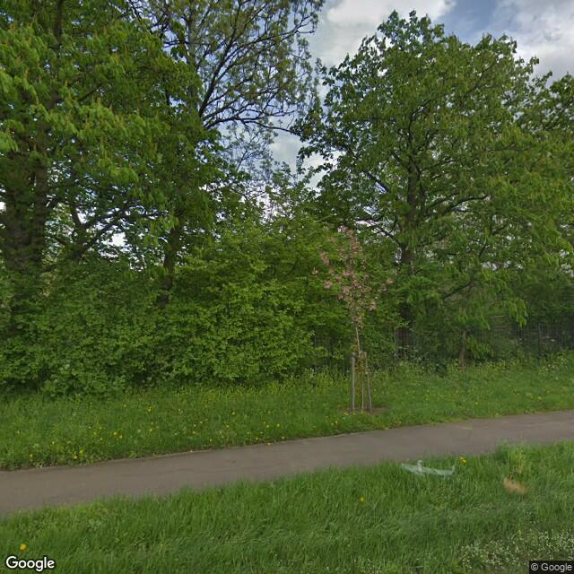 PogoMap.Info - Pokestop - Mill Hill Park Hidden Entrance