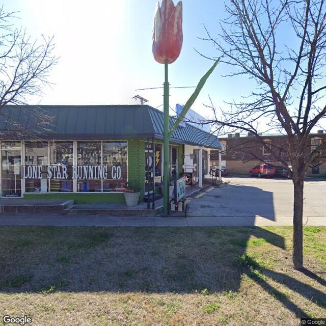 PogoMap.Info - Gym - Giant Tulip On The Square