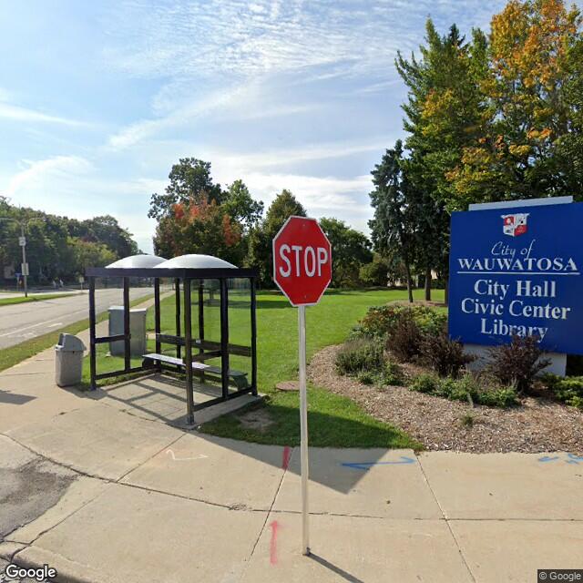 PogoMap.Info - Pokestop - Wauwatosa City Hall