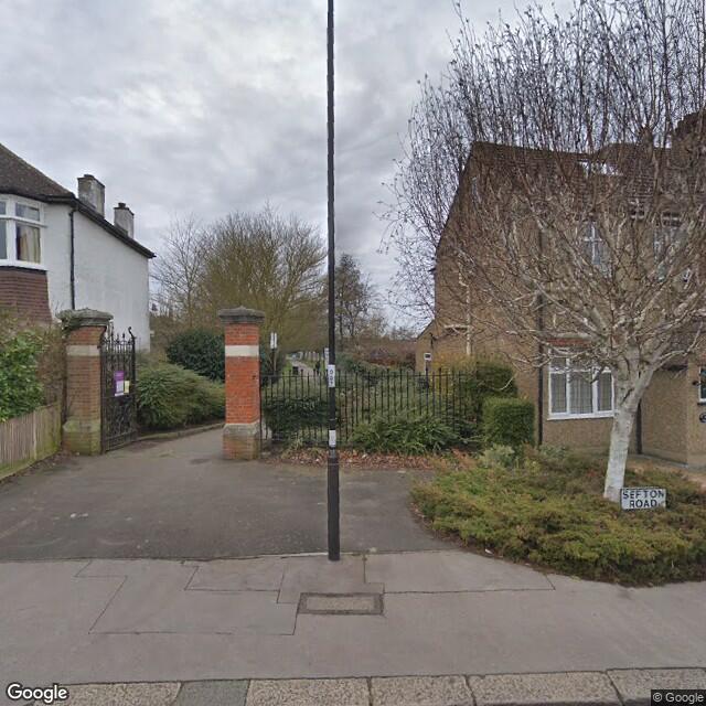 PogoMap.Info - Pokestop - Carlyle Road GR Post Box