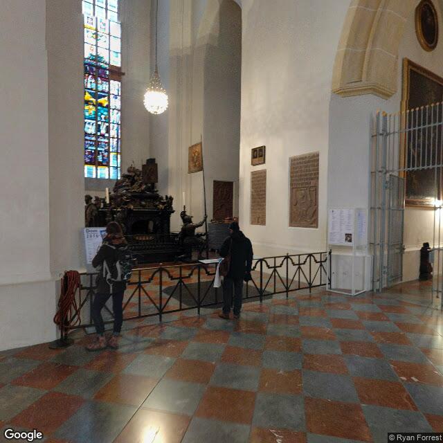 PogoMap.Info - Pokestop - Grabmal Mit Schädel