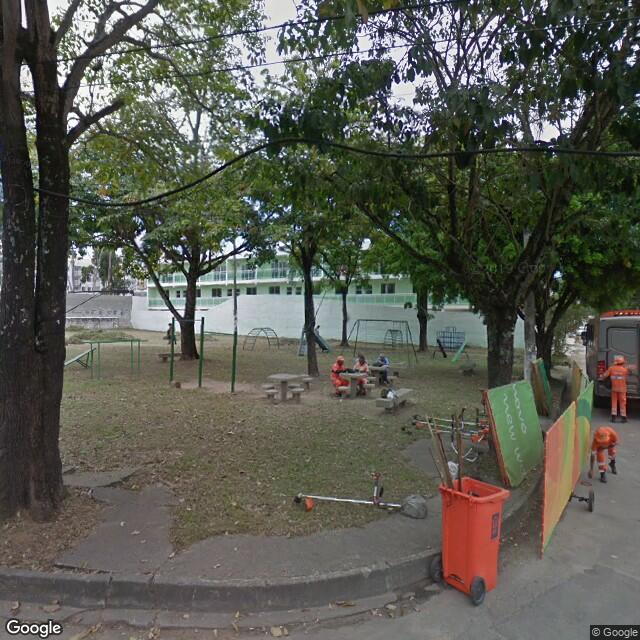 PogoMap.Info - Pokestop - Pracinha Barão Do Rio Verde