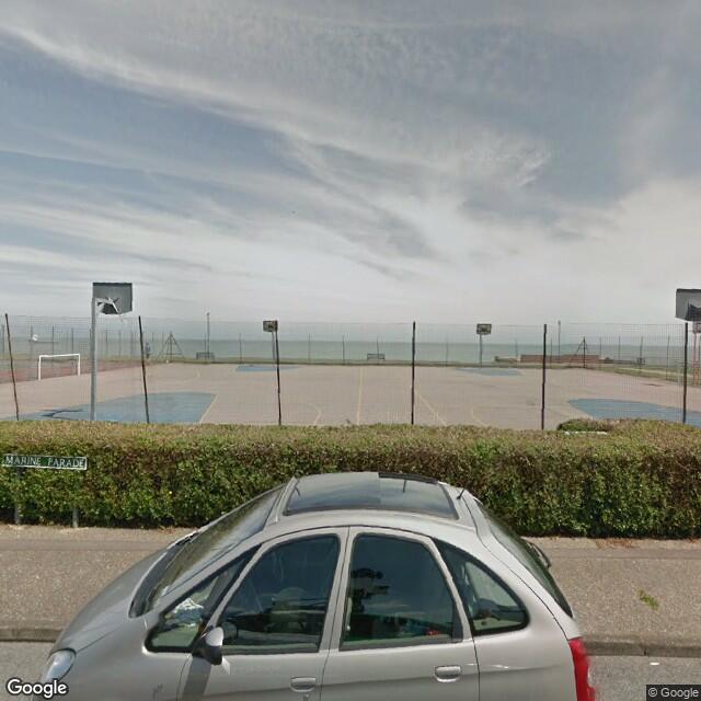 PogoMap.Info - Pokestop - Gorleston Cliff Basketball Courts